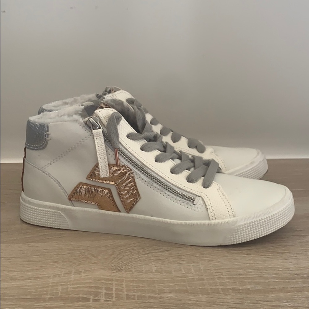 Dolce vita zonya high top sneakers